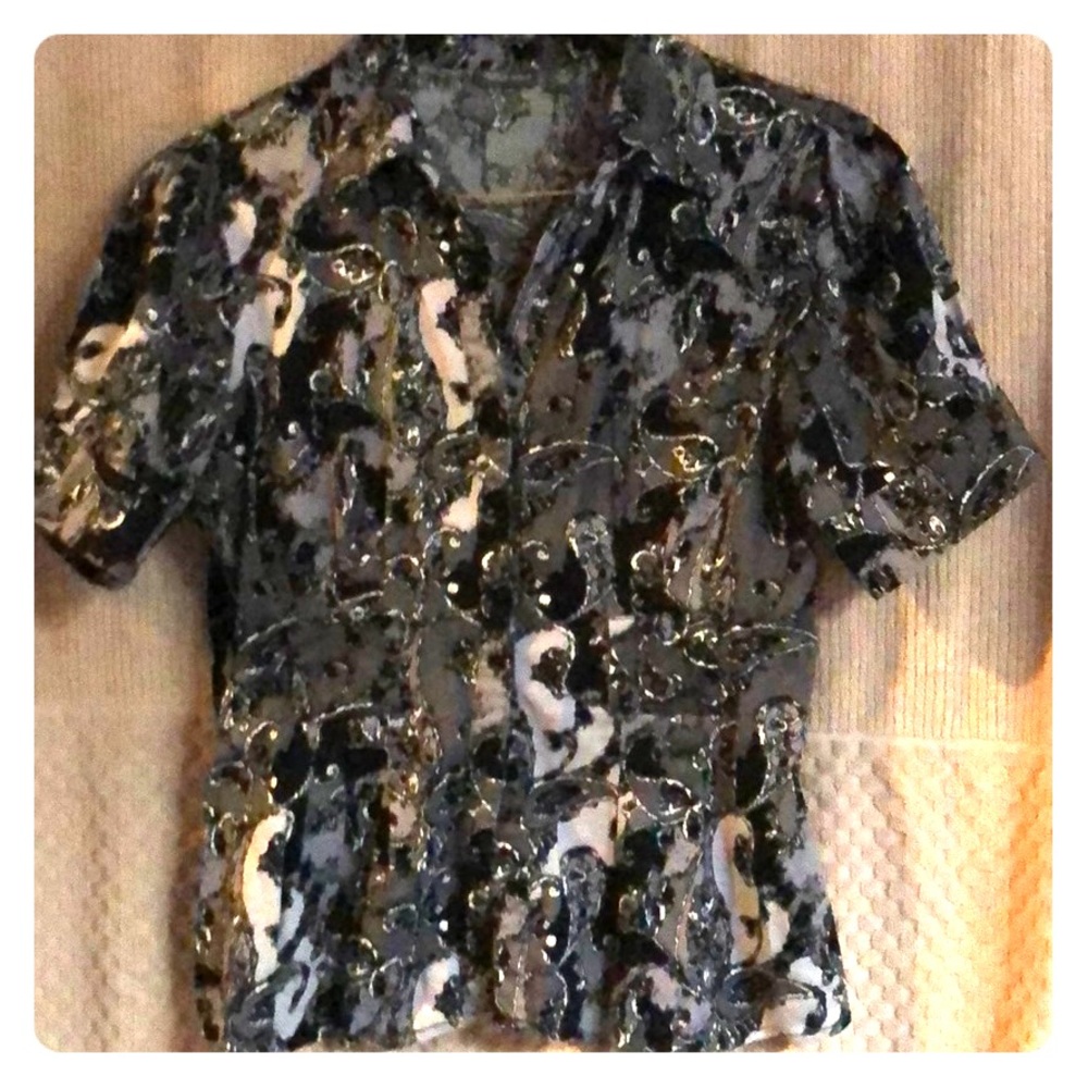 Women’s blouse